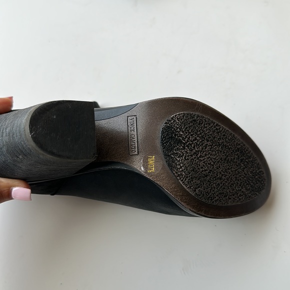 Vince Camuto Boots - Picture 4 of 6